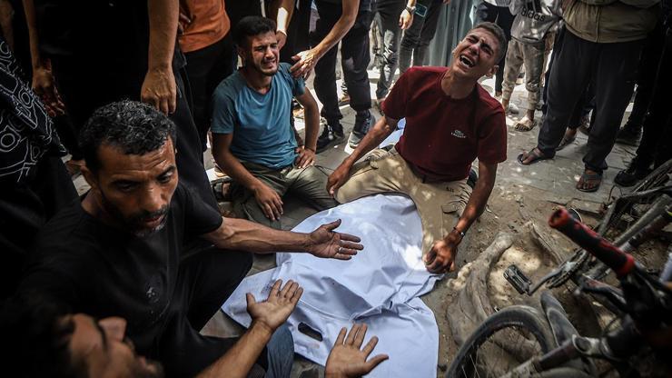 İsrail yine yardım bekleyenlere saldırdı: 45 kişi hayatını kaybetti