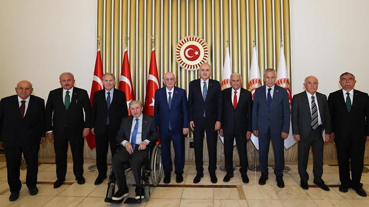 TBMM Başkanı Kurtulmuş, eski Meclis başkanlarıyla bir araya geldi