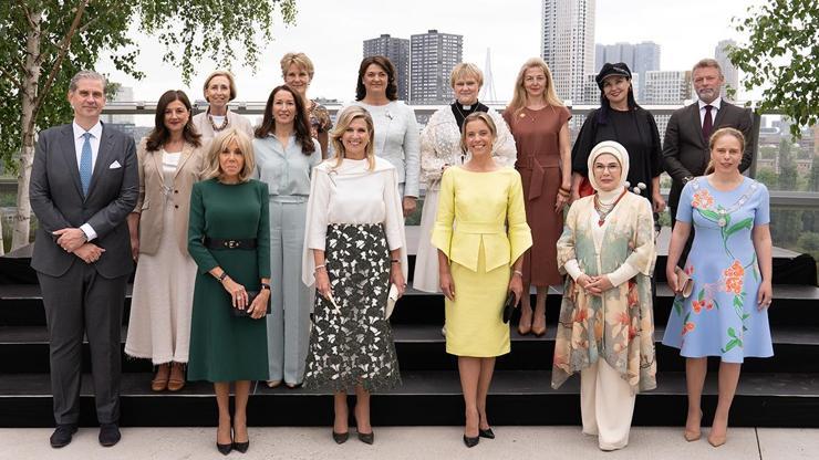 Emine Erdoğan, lider eşleriyle bir araya geldi