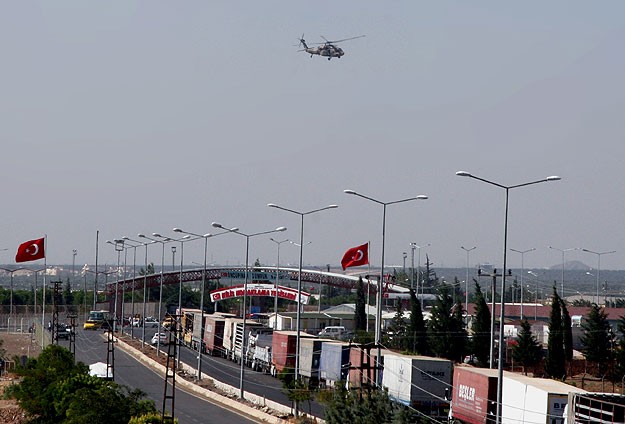 Korgeneral Uyar sınırda inceleme yaptı