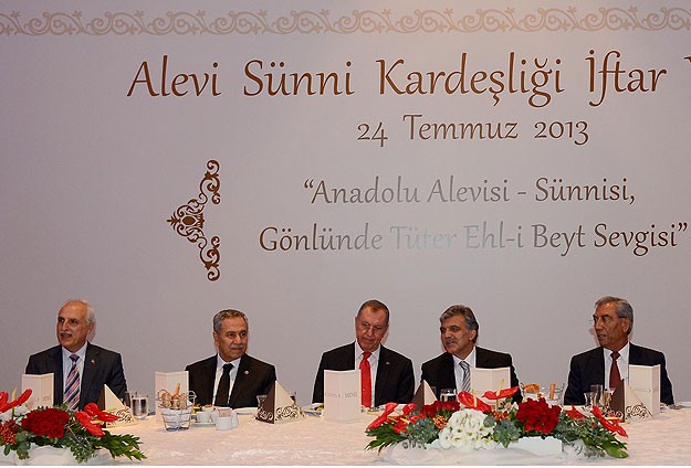 Alevi-Sünni kardeşliği iftarında birlik mesajı