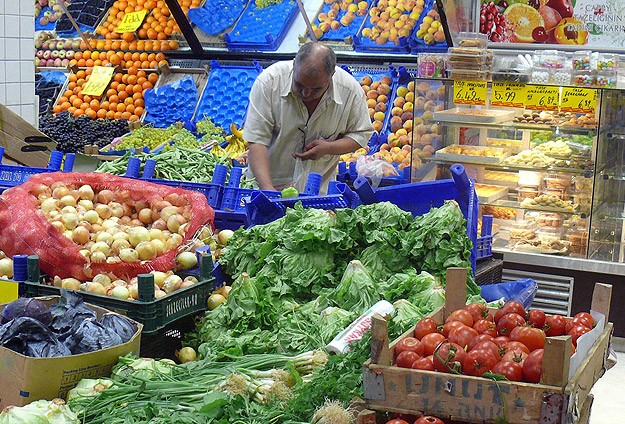 En çok yeme içmeye harcadık