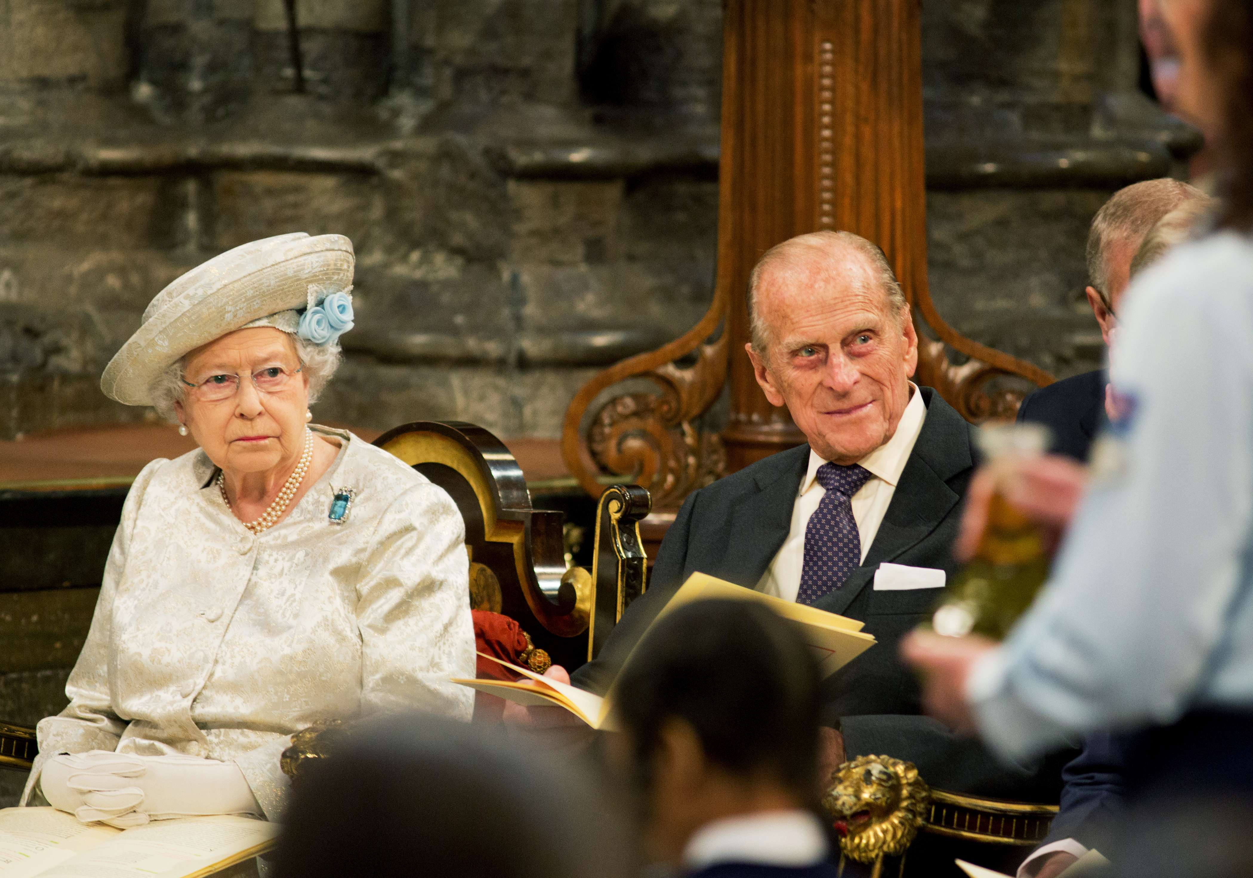 İngiltere Kraliçesi, tahta çıkışının 60. yılını kutladı