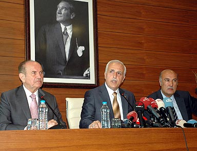 İstanbul Valisi bir takım gruplar dedi