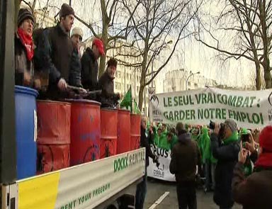 Brükselde kemer sıkmaya büyük protesto