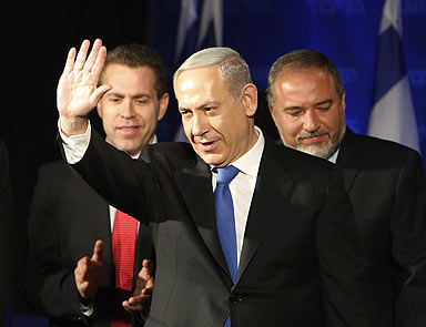 Netanyahu zaferini ilan etti