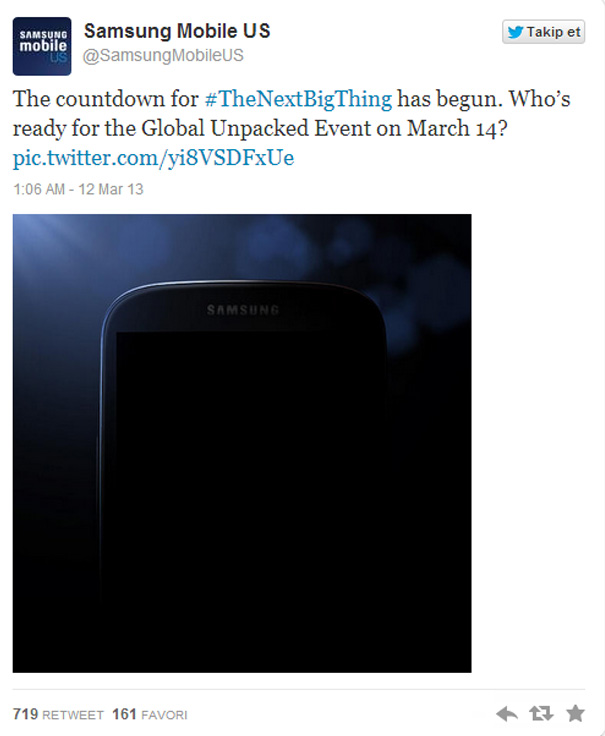 Samsung yeni Galaxynin yarısını gösterdi