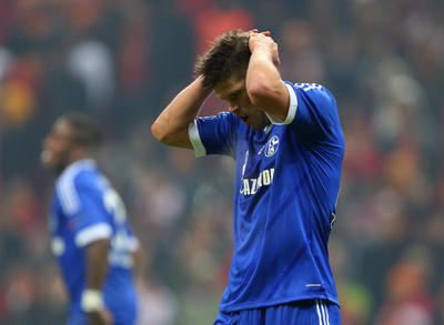 Huntelaar futbolu Schalkede bırakabilir