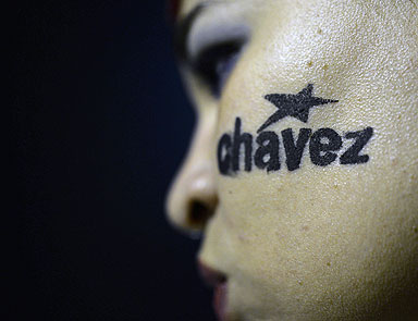 Chavezin ölümü dünyayı yasa boğdu
