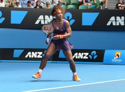 Serena Williams genç rakibini ekarte etti
