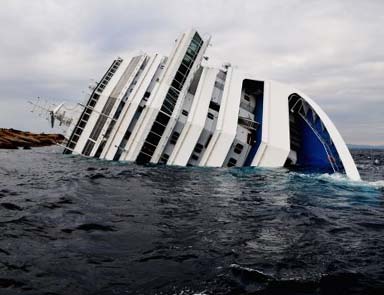 Gemi kazasında ölen 32 kişi anıldı