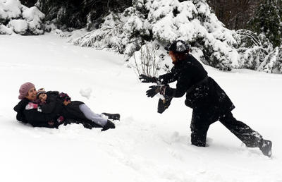 Ankaraya yeni yılın ilk karı düştü