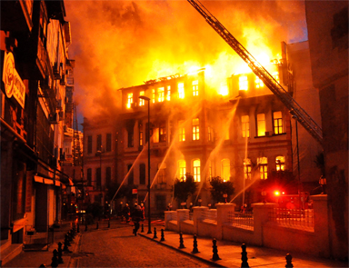 İstanbul İl Milli Eğitim Müdürlüğünde yangın