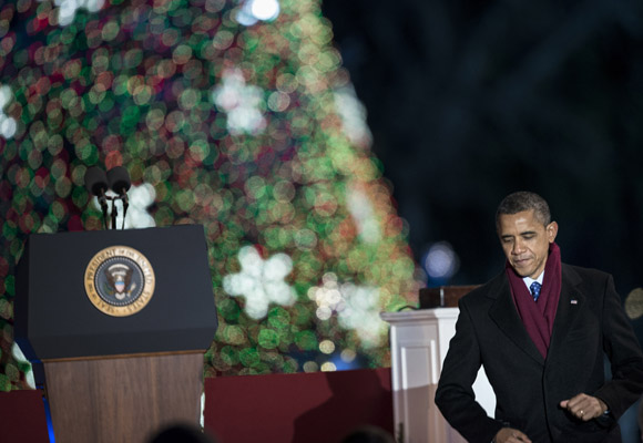 Obama Noel ağacını ışıklandırdı