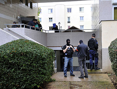 Fransa: Yakalananlar Suriyeye gitme hazırlığındaydı