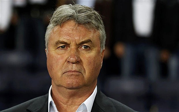 Hiddink Anzhiyle anlaştı