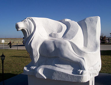 Ermeni benzerliği heykel kaldırttı! Ermeni benzerliği heykel kaldırttı!