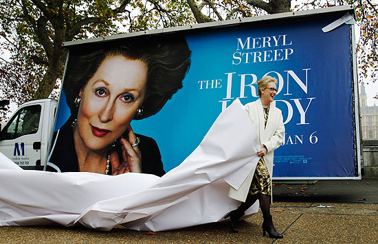 Meryl Streep Demir Leydiye dönüştü