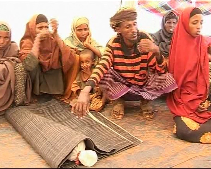 Somalili Muhammed açlıktan öldü