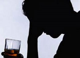 Fazla alkol kanser riskini artırıyor