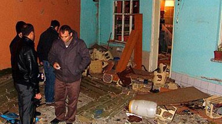 Buzdolabı bomba gibi patladı!