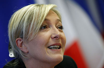 İslam karşıtı Fransız siyasiye şaşırtan destek İslam karşıtı Fransız siyasiye şaşırtan destek