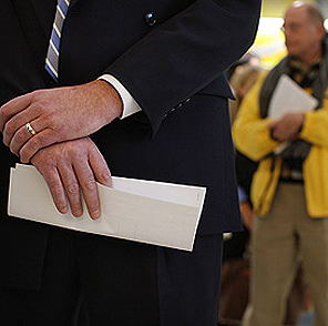 İŞKUR'a kasımda 38 bin başvuru İŞKUR'a kasımda 38 bin başvuru