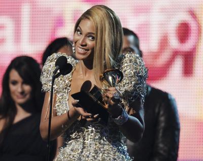 Grammyye Beyonce damgası