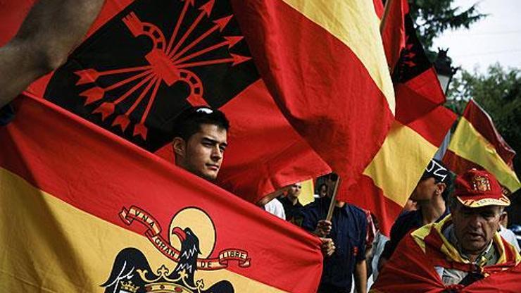 Katalonya'nın bağımsızlığına referandum!