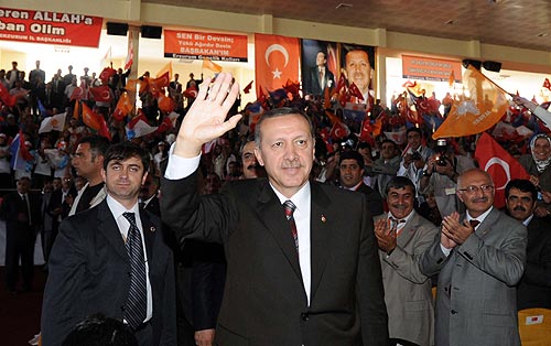 Erdoğandan Bahçeliye Uygur Türkçesi sorusu