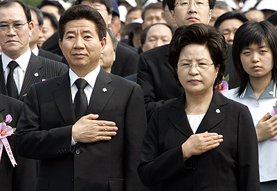 Eski G. Kore lideri kendi ailesini ispiyonladı