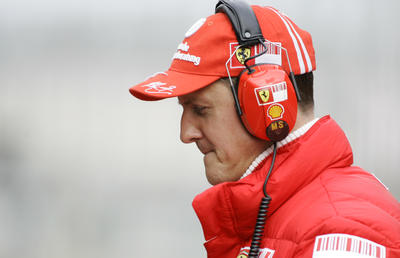 Schumi Melbourneda pitte olacak