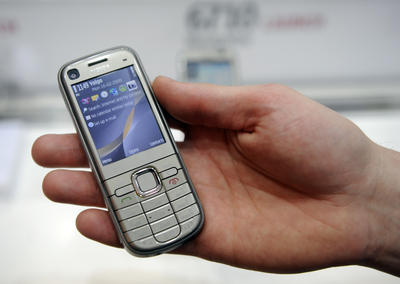 Cep telefonları beynimizi pişiriyor