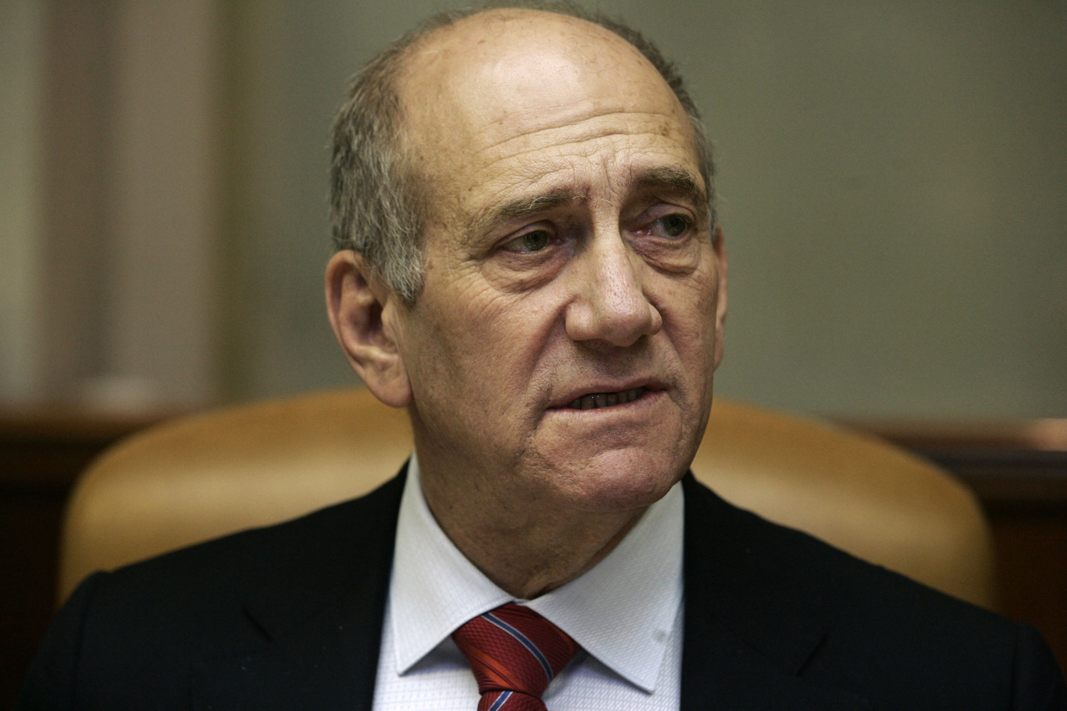 Olmert 8. kez sorgulandı