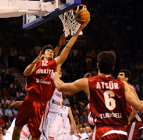 Türkiye Fransayı 80-78 yenerek 6da 6 yaptı
