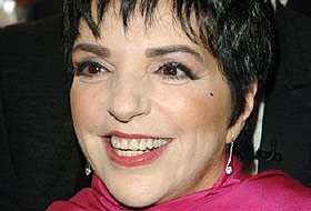 Liza Minelli konser arasında bayıldı - En Son Haberler