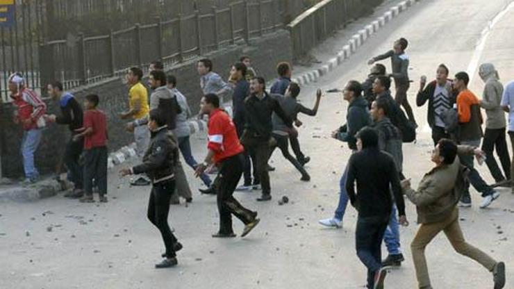 Mısırda askeri araca saldırı: 10 ölü