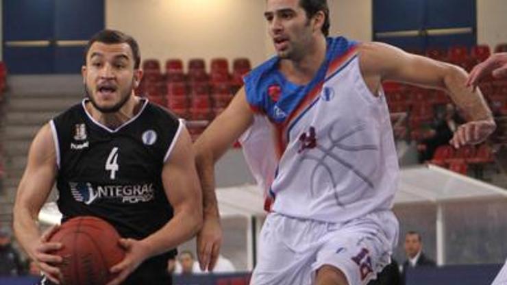 Panionios - Beşiktaş Integral Forex: 77-67