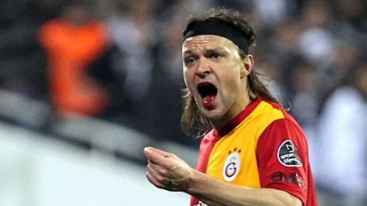 Ujfalusi Galatasaraya dönüyor