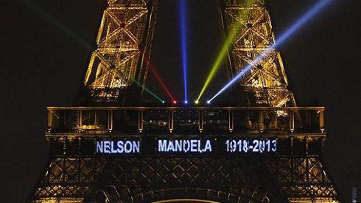 Nelson Mandela Eyfel Kulesinde...