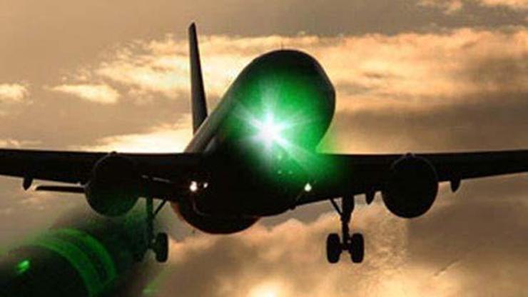 Uçaklara lazer tutan kişiye 10 bin lira ceza