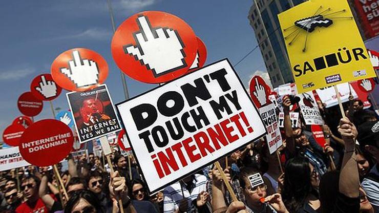 Financial Times: Türkiye internete sınırlama getiriyor