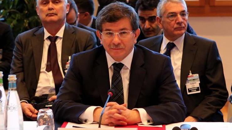 Davutoğlu: Esadın meşruiyeti ve kudreti kalmamıştır