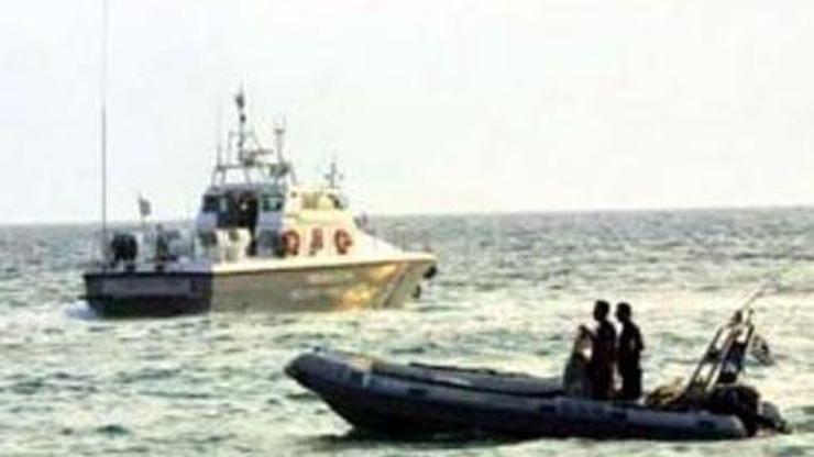 İzmirde mülteci teknesi battı
