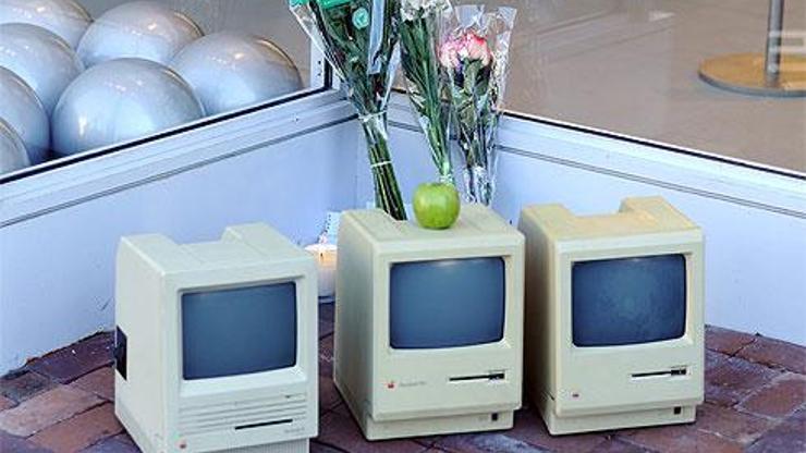 Steve Jobsın Maci 30 yaşında