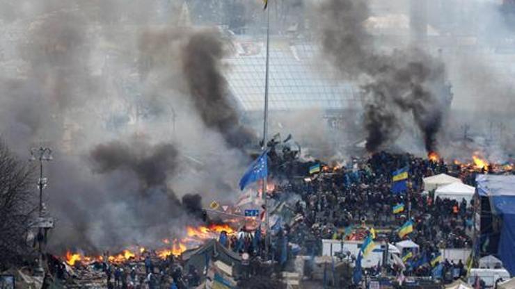 Kiev sokakları alev alev: 25 ölü