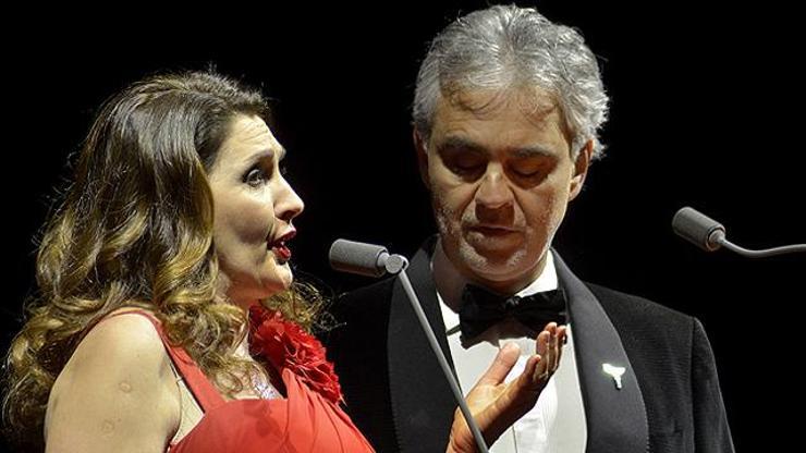 Andrea Bocelli ile Sıla düet yapı: La vien Rose