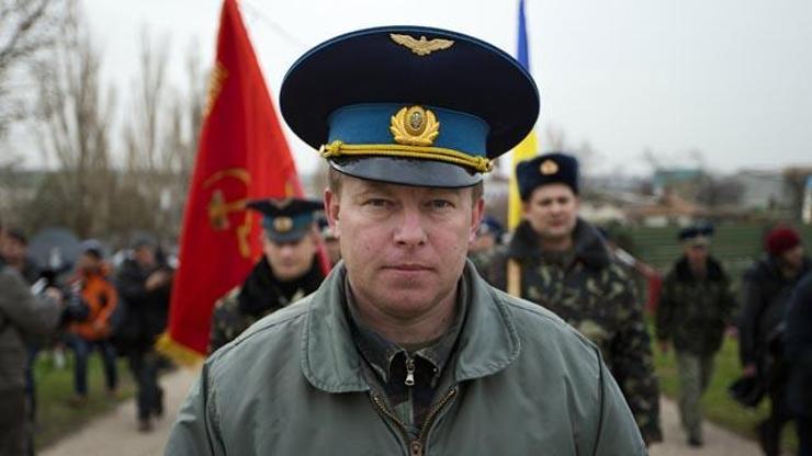 Ukrayna ve Rus askerleri karşı karşıya geldi
