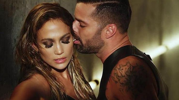 Jennifer Lopez ve Ricky Martinden ateşli klip