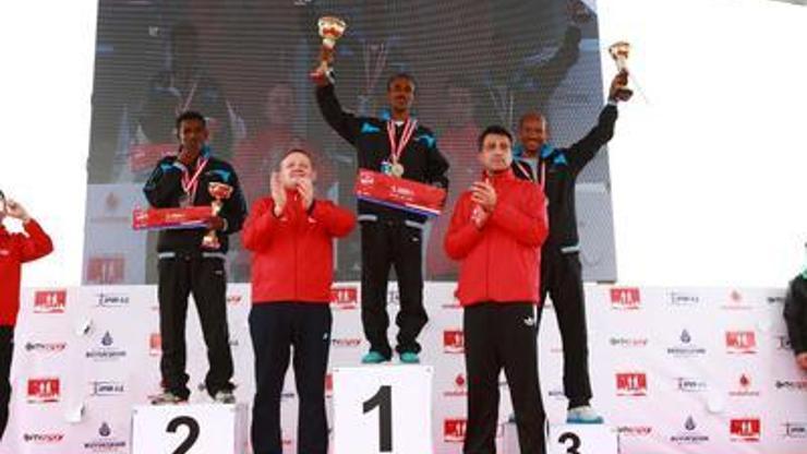 Vodafone İstanbul Yarı  Maratonu koşuldu